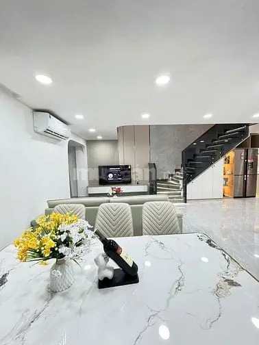 Bán Căn Hộ Duplex( Lửng) Sky Garden 1 - Phú Mỹ Hưng - Q.7