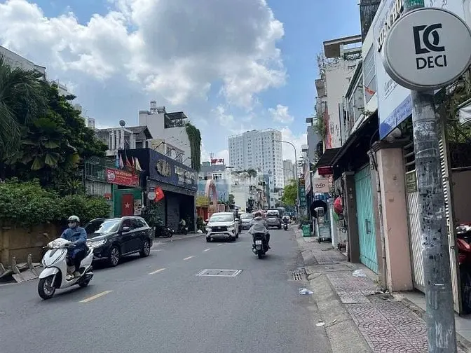 Bán Nhà Mặt Tiền Đường Trần Đình Xu, Phường Cô Giang, Quận 1
