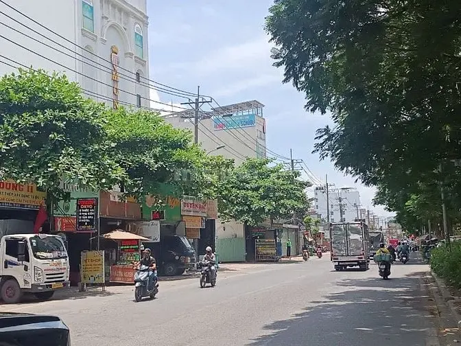 Cho Thuê Đất Mặt Tiền Hương Lộ 3 - 250 M - Đối Diện Celadon City
