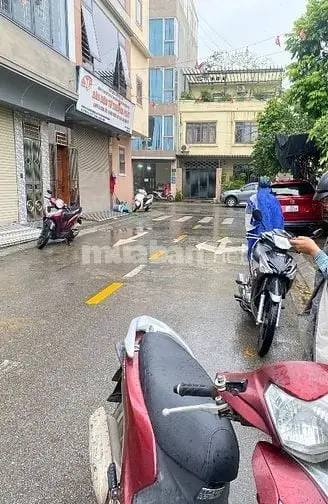 6021098 ảnh đại diện 1