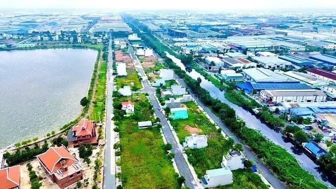 Bán Nền Đất Đầy Đủ Thổ Cư Kế Công Viên Đường Nhựa Kinh Doanh Long An