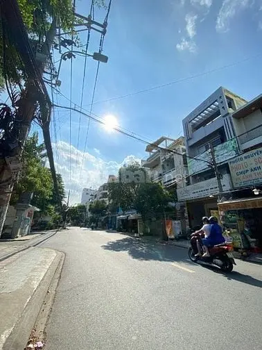 Bán Gấp Toà Nhà Mặt Tiềm, Hầm 6 Lầu, Ngay Cộng Hoà- K300, Tân Bình