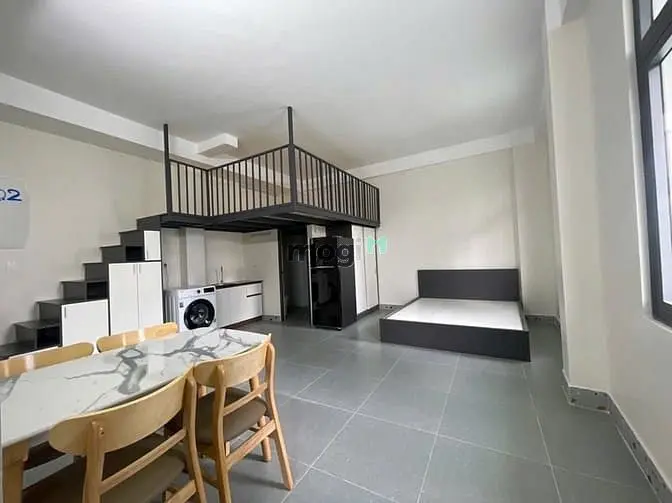 Duplex 2 Không Gian Ngủ Ngay Mặt Tiền Nơ Trang Long