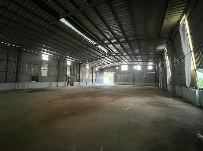 Cho Thuê Kho Xưởng 1500M2 Đường Nguyễn Duy Trinh, Long Trường, Q9