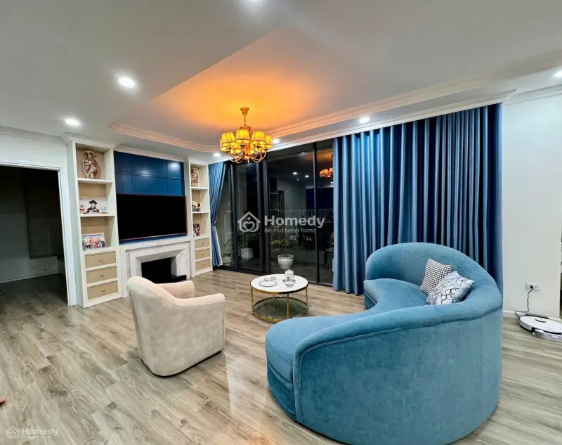 Bán Căn Hộ 4Ngủ 146M2 Căn Góc Full Nội Thất Sẵn Sàng Về Ở Tầng Cao View Sông Hồng 26 Tr .0914772***