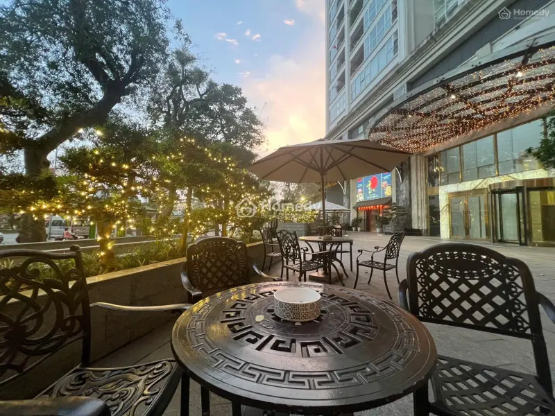 Bán Căn Hộ 4Ngủ 146M2 Căn Góc Full Nội Thất Sẵn Sàng Về Ở Tầng Cao View Sông Hồng 26 Tr .0914772***