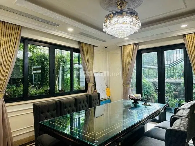 Bán Biệt Thự Lô Góc Lão Thành Cách Mạng, Dt 160M2, Mt 9M Đường 18M.