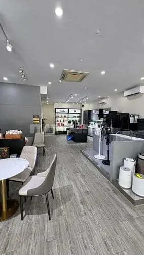 Siêu Phẩm, 340Tr/M2 Bán Nhà Mặt Phố Khuất Duy Tiến Tx: 196M2, Mt 20M