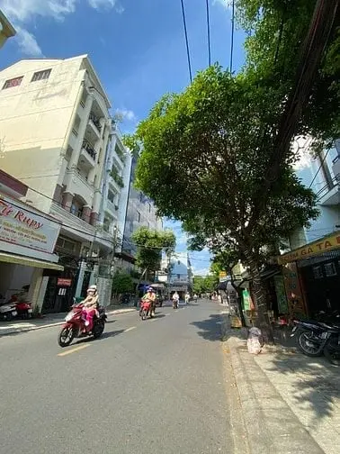 Bán Gấp Toà Nhà Mặt Tiềm, Hầm 6 Lầu, Ngay Cộng Hoà- K300, Tân Bình