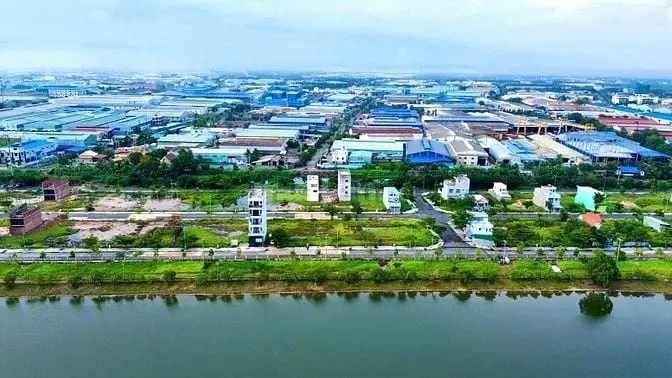 Bán Nền Đất Đầy Đủ Thổ Cư Kế Công Viên Đường Nhựa Kinh Doanh Long An