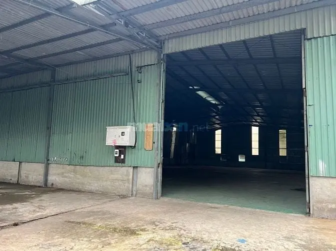 Cho Thuê Kho Xưởng 1500M2 Đường Nguyễn Duy Trinh, Long Trường, Q9