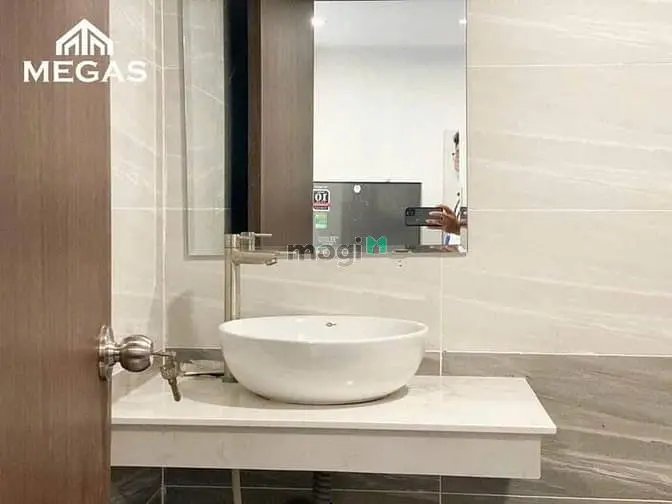 Căn Hộ Full Nội Thất Ban Công Ngay Văn Lang Cs3 - Đặng Thùy Trâm