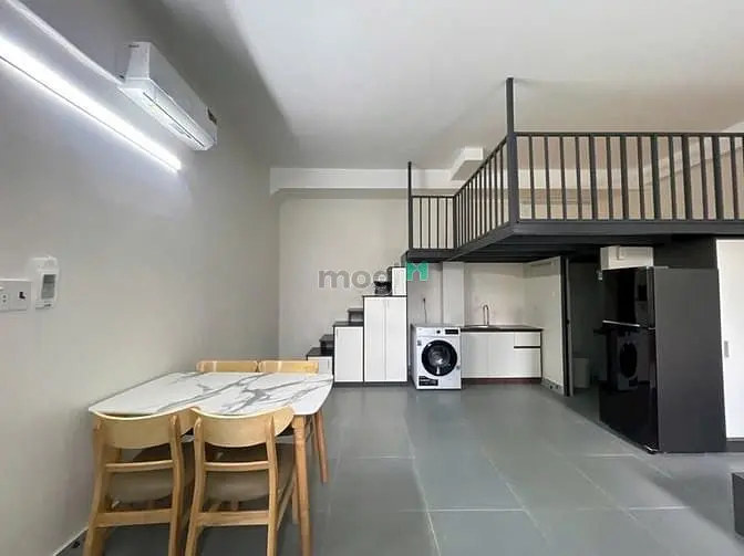 Duplex 2 Không Gian Ngủ Ngay Mặt Tiền Nơ Trang Long