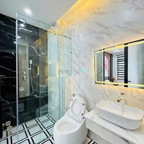 !!! Siêu Phẩm Nhà Đẹp Mặt Tiền - 31/3C Út Tịch Phường 4 Quận Tân Bình
