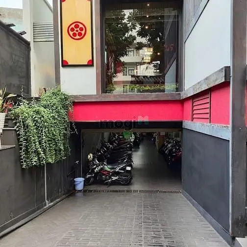 Bán Nhà Mặt Tiền Đường Trần Quốc Thảo, Phường Xuân Hòa, Quận 3