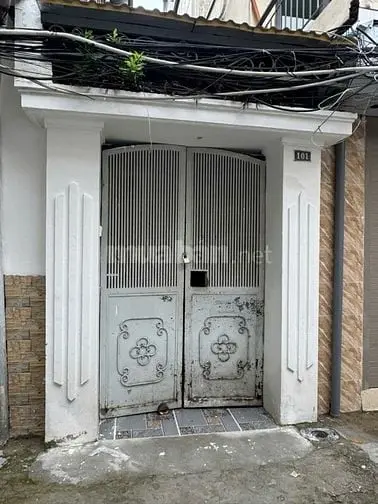 Bán Nhà C30 Mai Động- Nhà Đẹp Tầng 1 Có Sân Để Xe