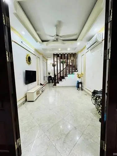 Cho Thuê Nhà Mặt Phố Đỗ Quang 60M X4T Thông Sàn