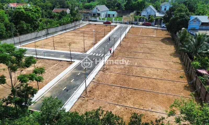 Đất Thổ Cư 100M2 Vuông Đẹp Tại Sát Ngã Tư Lục Quân