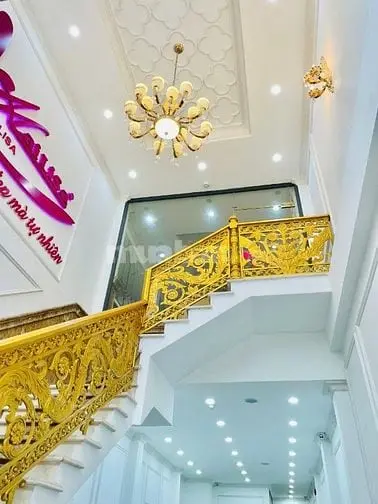 Cho Thuê Nhà Góc Hai Mặt Tiền Số 150C Huỳnh Văn Bánh, Phường 11, Quận
