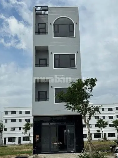 Cho Thuê Nguyên Căn Mặt Tiền Sjc Long Thành. Ngay Sân Bay. 4 Lầu Tm