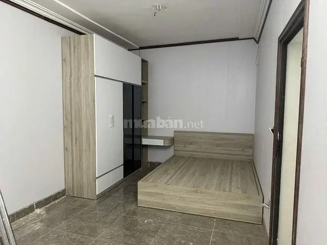 Bán Nhà C30 Mai Động- Nhà Đẹp Tầng 1 Có Sân Để Xe