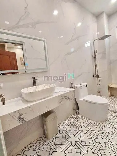 Biệt Thự Mini Cao Cấp - Hẻm Rộng Huỳnh Tấn Phát Q7