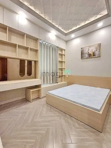 Biệt Thự Mini Cao Cấp - Hẻm Rộng Huỳnh Tấn Phát Q7