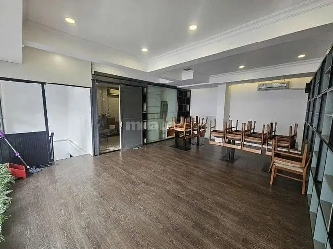 Sang Quán Cafe Mặt Tiền Ngang 20M – Khu K300, P12, Tân Bình