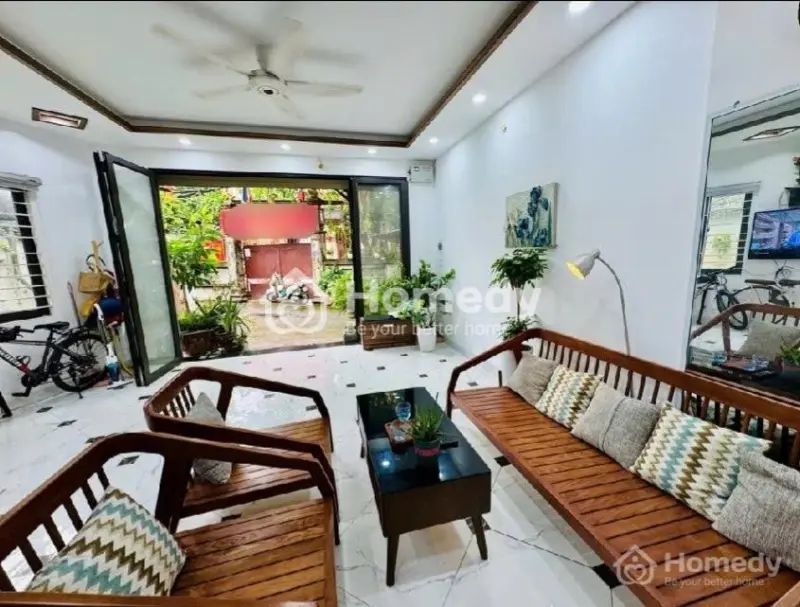 Bán Nhà Tân Mai, Dt 50 M2, 6 Tầng, 6 Pn, Giá Tốt!