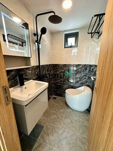 Bán Nhà 1 Trệt 2 Lầu, 4Pn Đ. Hoàng Hữu Nam Ngay Ngã 3 Mỹ Thành.