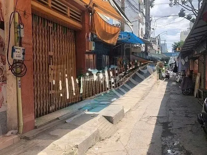 Cho Thuê Nhà Mặt Tiền Nhật Tảo, P.4, Q.10 Giá 12Tr