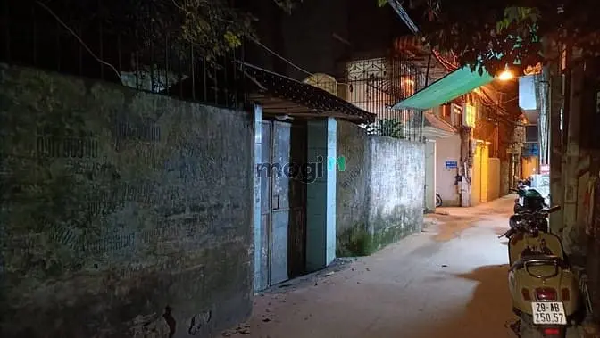 Bán Gấp Đất 9.9M*19.5M Mặt Ngõ Cách Phố150M Quận Hai Bà Trưng, Giá Rẻ
