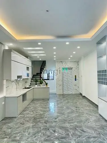 Bán Nhà Cát Linh Gần Ngã Tư Văn Miếu Tôn Đức Thắng 45M2X7T Thag Máy