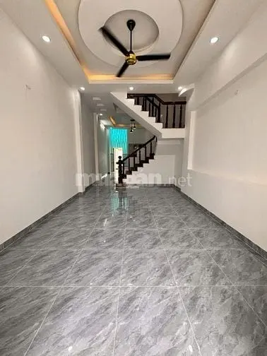 Quận 12 Chỉ 47Tr/M2- Nhà 4 Tầng- 4Pn- Cách 300M Hiêp Thành City