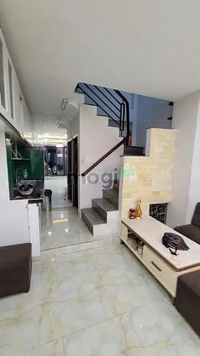 Thuận Kiều-Phạm Hữu Chí P12 Q5, (4X14M 4L 4 Phòng Lớn) - 30Tr