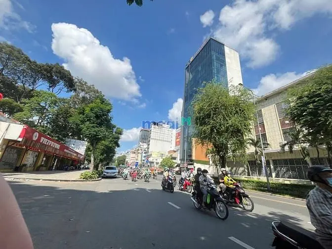 Giảm Sâu 330 Tỷ! Bán Mt Nguyễn Thị Minh Khai, Q.3 – Ngang 9.5M –13 Lầu