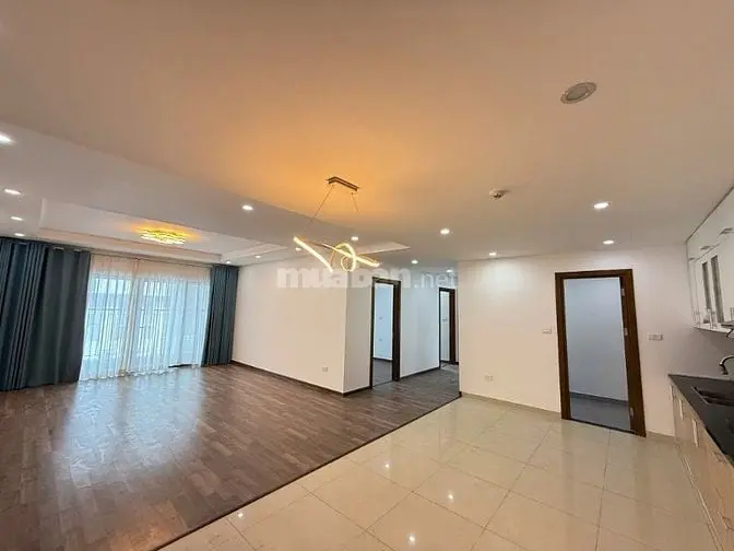 Nhượng Căn Hộ Chung Cư 4Pn Tại 136 Hồ Tùng Mậu
