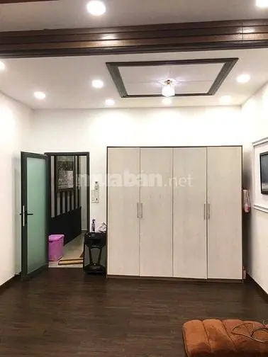 Nhà Đep 3 Lầu - Đối Diện Công Viên - Vip Khu Bình Phú