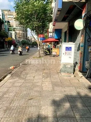 Cơ Hội Đầu Tư Nhà Góc 2 Mặt Tiền Điện Biên Phủ, 464M², Sổ Hồng Riêng