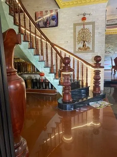 Biệt Phủ Mặt Tiền Đường Nhựa ️-Diện Tích : 386,5M Ngang 9X42,9M .