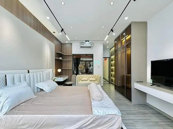 Bán Nhà Hoàng Cầu Đống Đa 48M2X5T Cực Đẹp Chỉ Hơn 12 Tỷ Ôtô Đỗ Sát Cửa