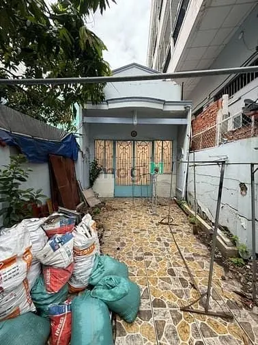 Quận 7 Nhà Hẻm Vf3 Đỗ Cửa, Hơn 100M2, Nở Hậu, Giá Nhỉnh 6 Tỷ
