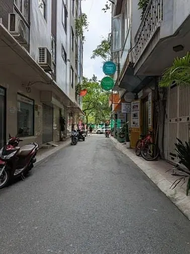 Bán Đất 150M2 Nguyên Hồng Đống Đa, Mặt Tiền Rộng Đường Ô Tô Tránh