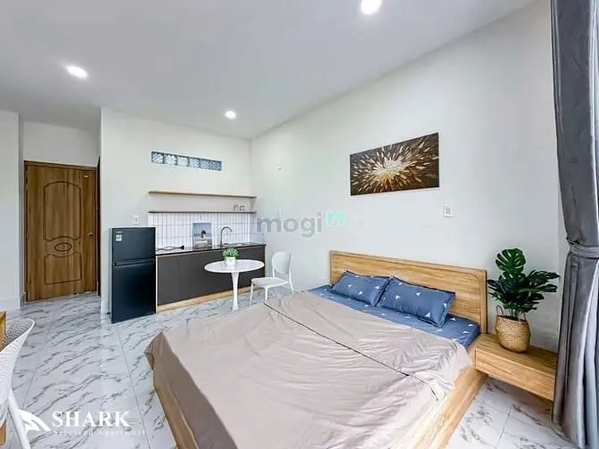 Căn Hộ Ban Công Cho Thuê Ở Nguyễn Văn Thương Gần Đh Gtvt, Q.bình Thạnh