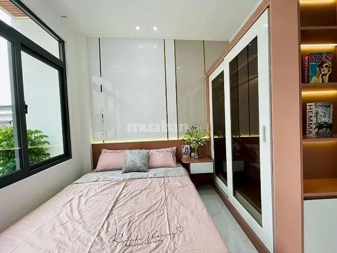 Bán Nhà Riêng Tại Hoàng Hoa Thám, 2,39 Tỷ, 50M2, Giá Tốt Hot!