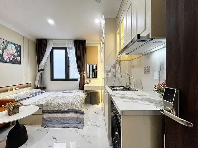 Bán Gấp Căn Nhà Ở Đường Huỳnh Văn Bánh, P.13, Q. Phú Nhuận - Hxh, 3 Tầ