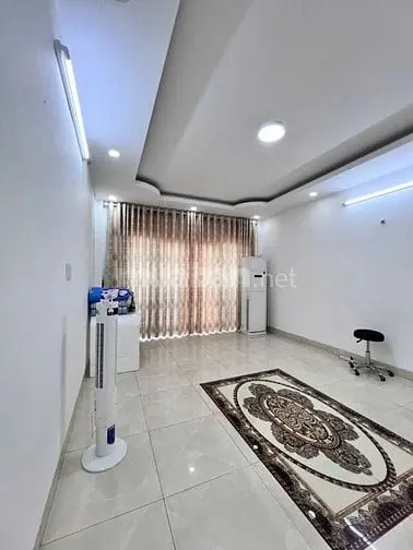Cho Thuê Nhà Mặt Tiền Tân Sơn, P.15, Q.tân Bình Giá 28Tr