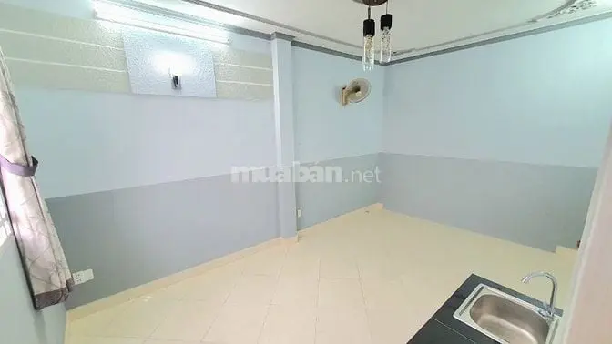 Phòng Cửa Sổ Lớn - M.lạnh Inverter 2025 (Sau Lưng Bv Hoàn Mỹ - Pxl)