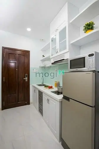 Căn Hộ Balcony Full Nội Thất Gần Ngã 6 Cộng Hòa