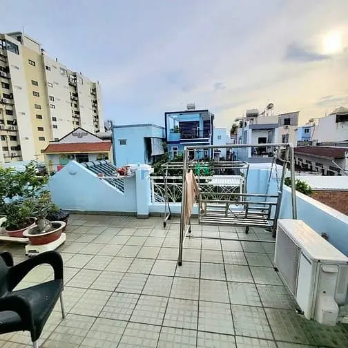 Bán Đất Tặng Biệt Thự Và 10 Phòng Trọ Cho Thuê, Shr, Nở Hậu, Gần 300M2